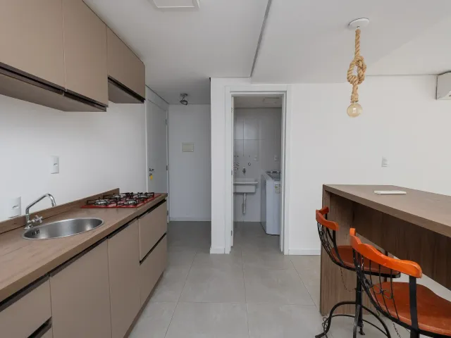 Loft 1 quarto e 1 banheiro, para alugar, no bairro Centro em Pelotas