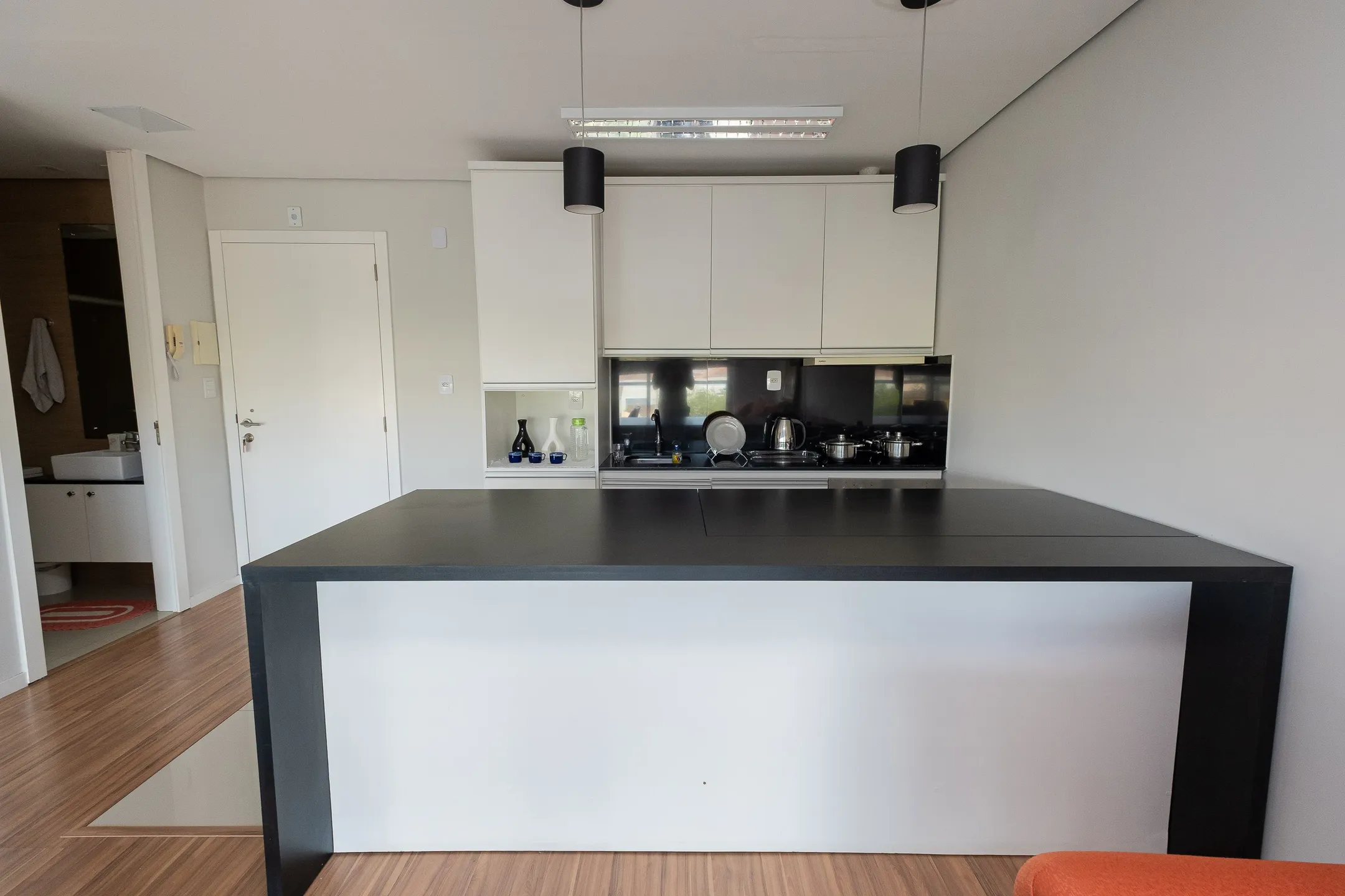 Loft mobiliado para aluguel no centro de Pelotas RS com excelente localização, praticidade e conforto no dia a dia - 9