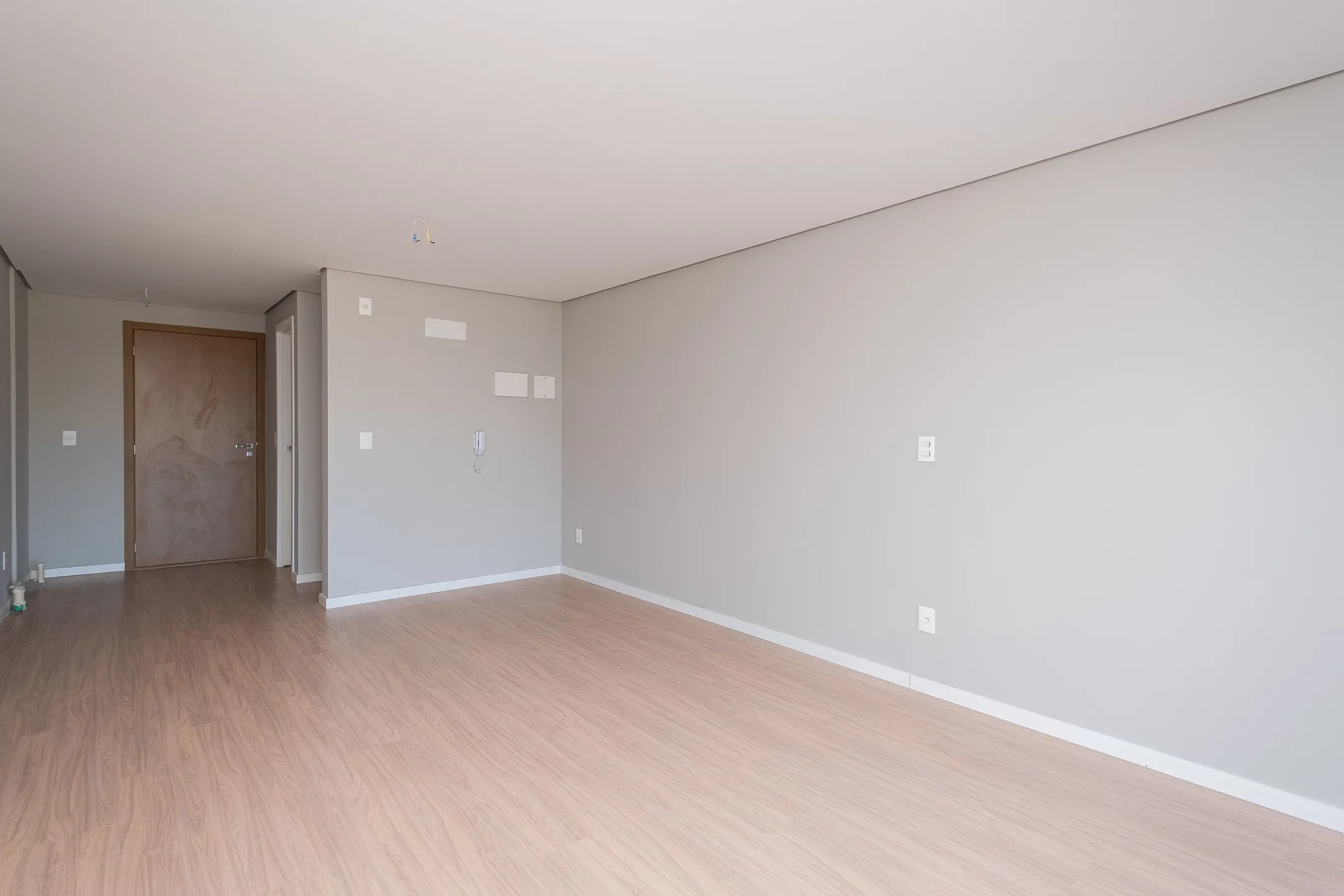 Apartamento à venda no Inn, Parque Una - 35 m², 1 quarto, piso laminado, andar alto com sacada e face norte. - 6