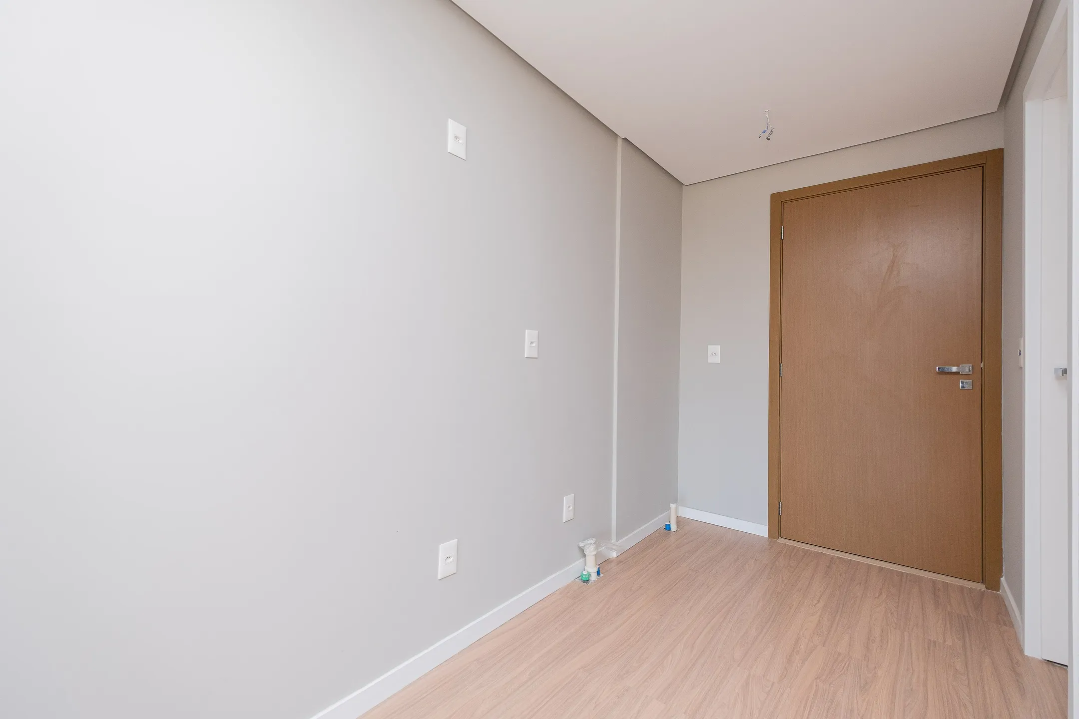 Apartamento à venda no Inn, Parque Una - 35 m², 1 quarto, piso laminado, andar alto com sacada e face norte. - 7