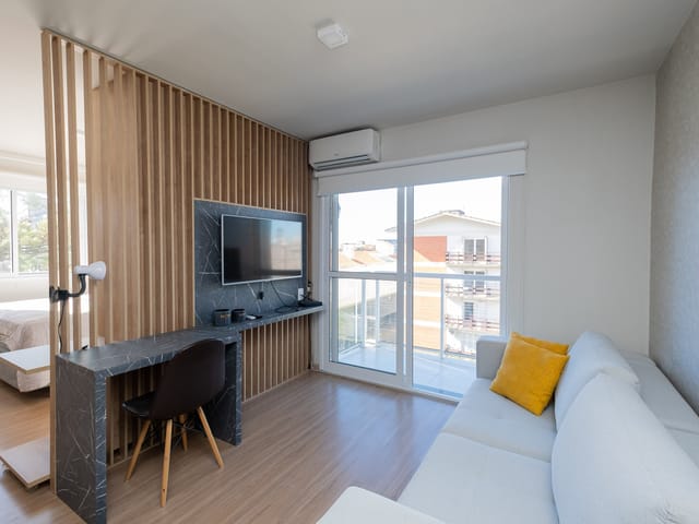Loft 1 quarto e 1 banheiro, para alugar, no bairro Centro em Pelotas