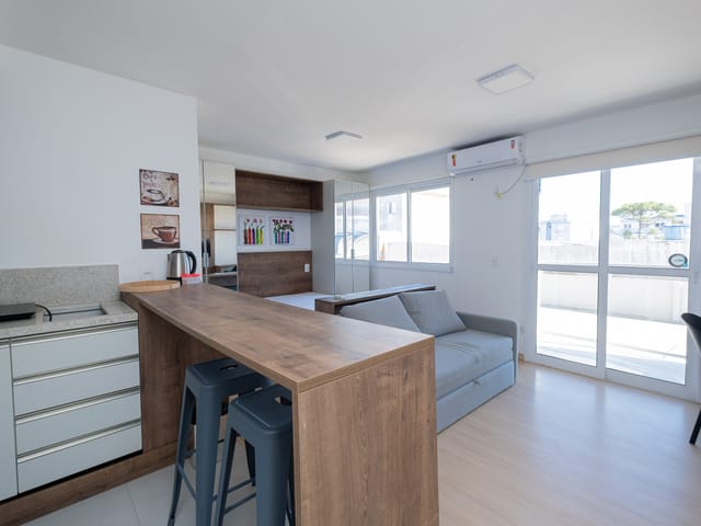 Loft 1 quarto e 1 banheiro, para alugar, no bairro Centro em Pelotas