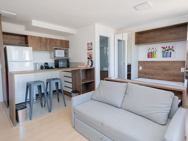Loft 1 quarto e 1 banheiro, para alugar, no bairro Centro em Pelotas