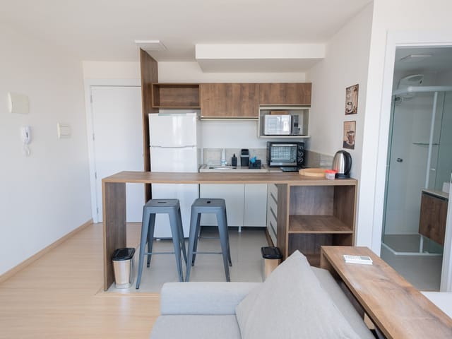 Loft 1 quarto e 1 banheiro, para alugar, no bairro Centro em Pelotas