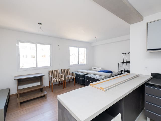 Loft 1 quarto e 1 banheiro, para alugar, no bairro Centro em Pelotas