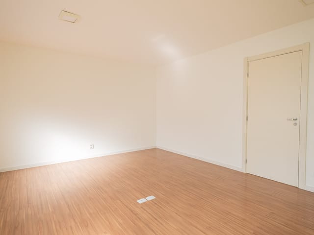 Loft 1 quarto e 1 banheiro, para alugar, no bairro Centro em Pelotas