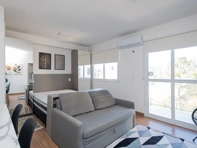 Loft com 27m² 1 quarto e 1 banheiro, para alugar, no bairro Centro em Pelotas