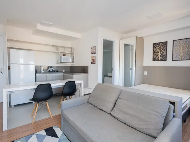 Loft com 27m² 1 quarto e 1 banheiro, para alugar, no bairro Centro em Pelotas