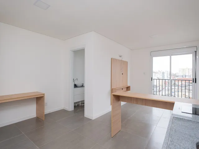 Loft 1 quarto e 1 banheiro, para alugar, no bairro Centro em Pelotas