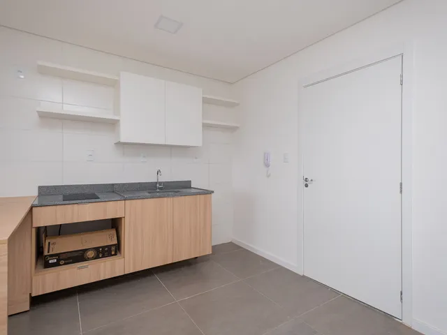 Loft 1 quarto e 1 banheiro, para alugar, no bairro Centro em Pelotas