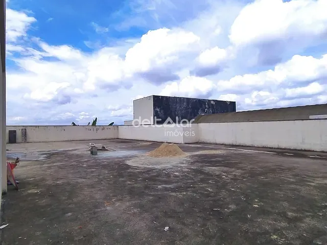 Laje com 260m², para alugar, no bairro Santa Mônica em Belo Horizonte