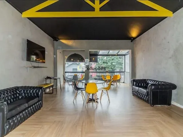 Casa à venda, no bairro Pinheiros em São Paulo
