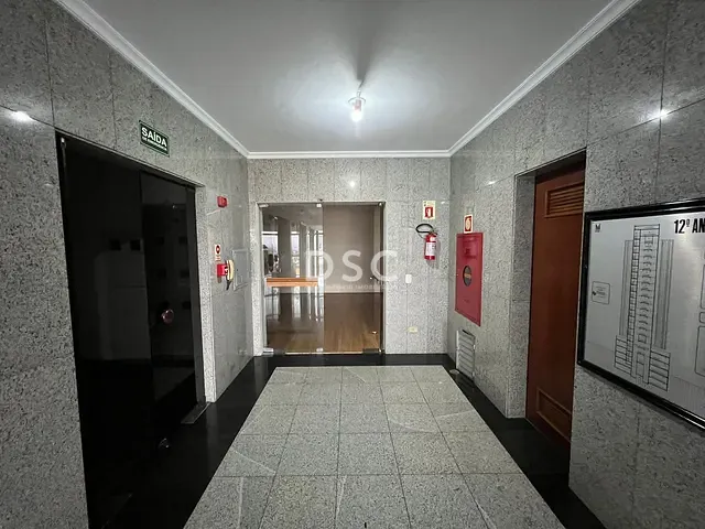 Laje com 1000m², para alugar, no bairro Centro em Curitiba
