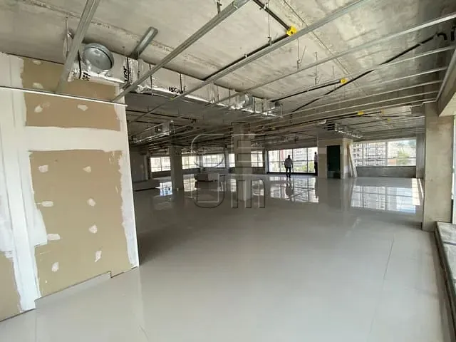 Laje com 612m², à venda ou para alugar, no bairro Gleba Fazenda Palhano em Londrina