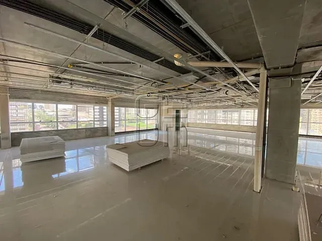 Laje com 612m², à venda ou para alugar, no bairro Gleba Fazenda Palhano em Londrina