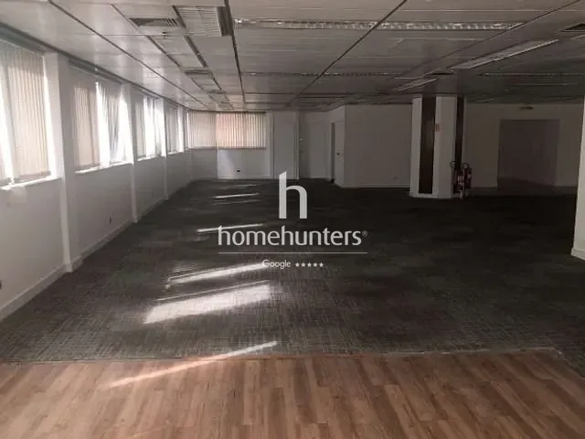 Laje com 455m², para alugar, no bairro Centro em Campinas