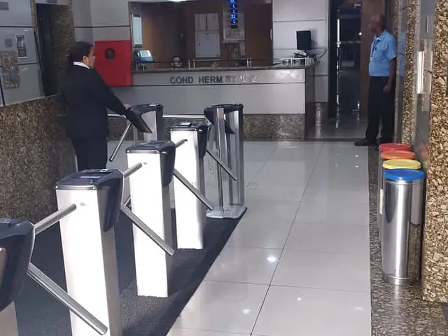 Laje com 972m², para alugar, no bairro Centro em Rio de Janeiro