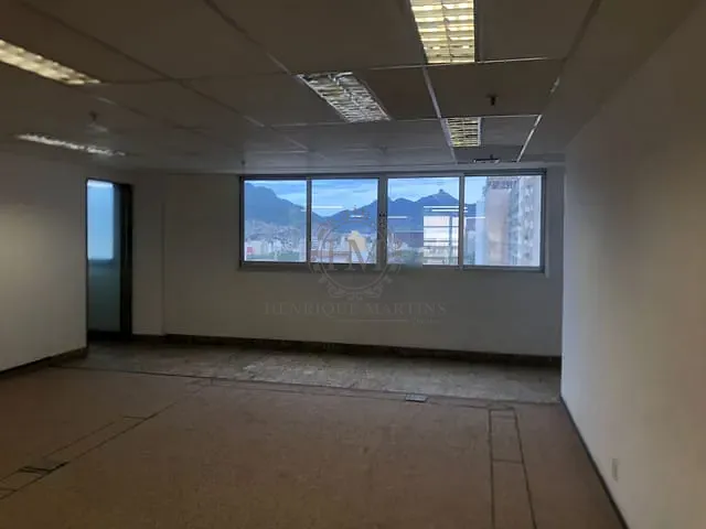 Laje com 972m², para alugar, no bairro Centro em Rio de Janeiro