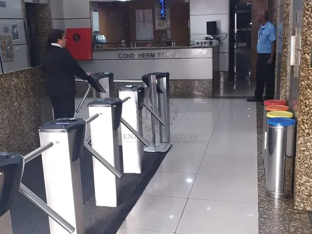 Laje com 972m², para alugar, no bairro Centro em Rio de Janeiro