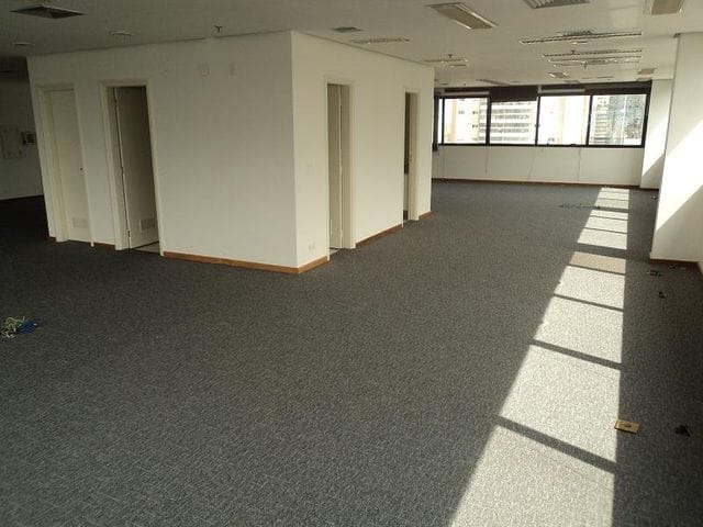 Laje com 244m², para alugar, no bairro Vila Olímpia em São Paulo