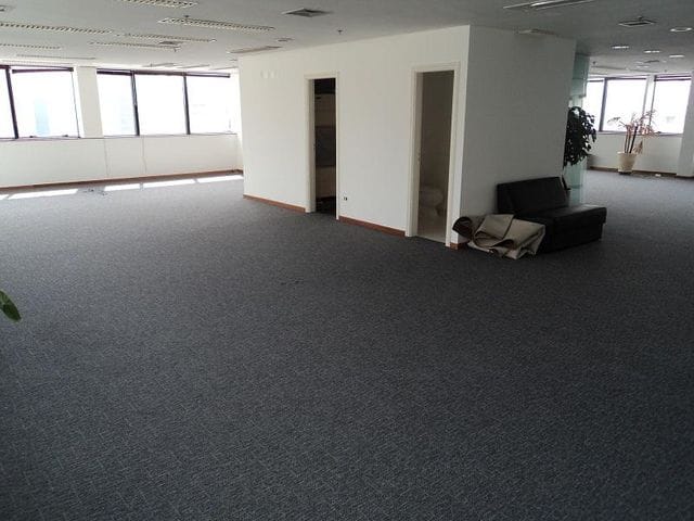 Laje com 244m², para alugar, no bairro Vila Olímpia em São Paulo