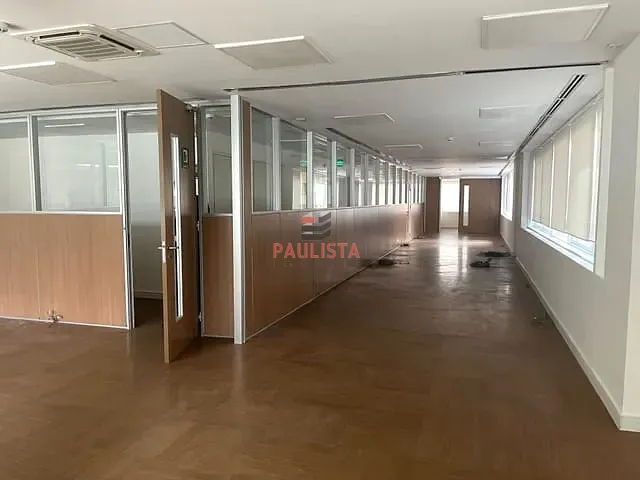Andar corporativo para alugar, no bairro Jardins em São Paulo