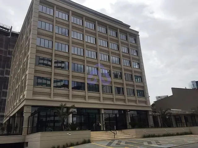 Andar corporativo à venda, no bairro Pinheiros em São Paulo