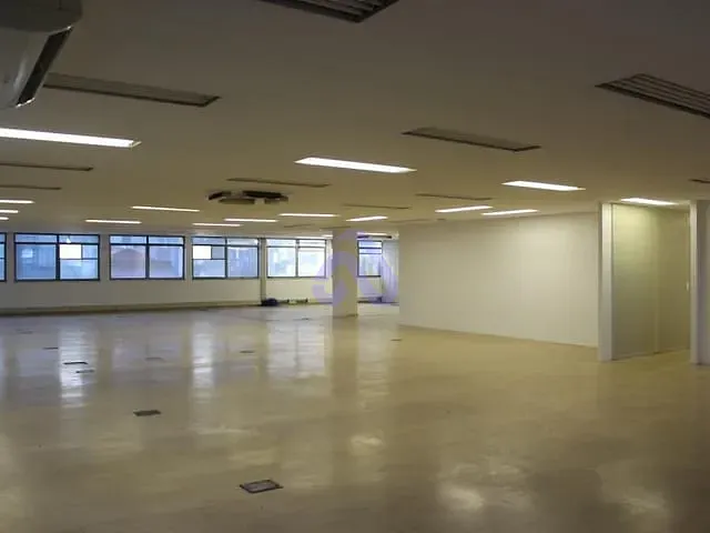 Andar corporativo à venda, no bairro Pinheiros em São Paulo