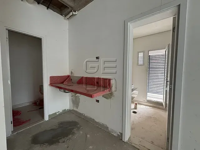 Laje à venda ou para alugar, no bairro Gleba Fazenda Palhano em Londrina