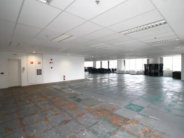 Laje para alugar, no bairro Alphaville Centro Industrial e Empresarial/Alphaville. em Barueri