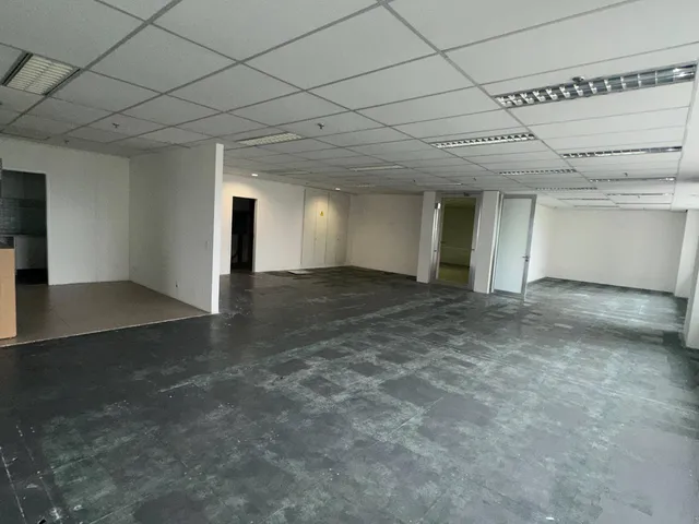 Laje para alugar, no bairro Alphaville Centro Industrial e Empresarial/Alphaville. em Barueri