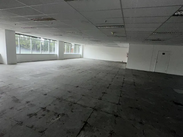 Laje para alugar, no bairro Alphaville Centro Industrial e Empresarial/Alphaville. em Barueri