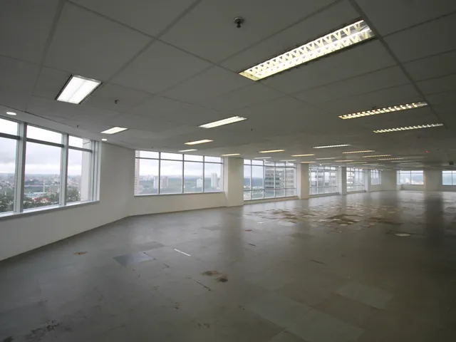 Laje para alugar, no bairro Alphaville Centro Industrial e Empresarial/Alphaville. em Barueri