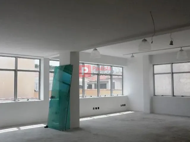 Laje com 238m², para alugar, no bairro Brooklin Paulista em São Paulo