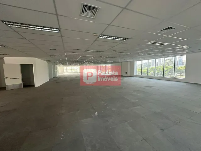 Laje com 1200m², à venda, no bairro Chácara Santo Antônio (Zona Sul) em São Paulo
