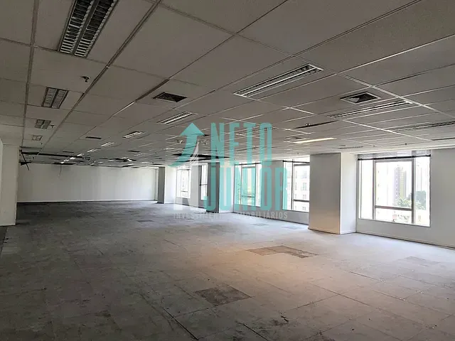 Laje com 596m², para alugar, no bairro Brooklin Paulista em São Paulo