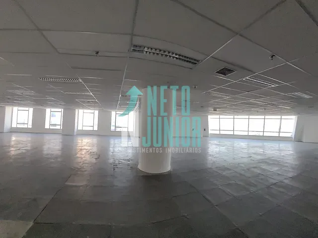 Laje com 1832m², para alugar, no bairro Brooklin Paulista em São Paulo