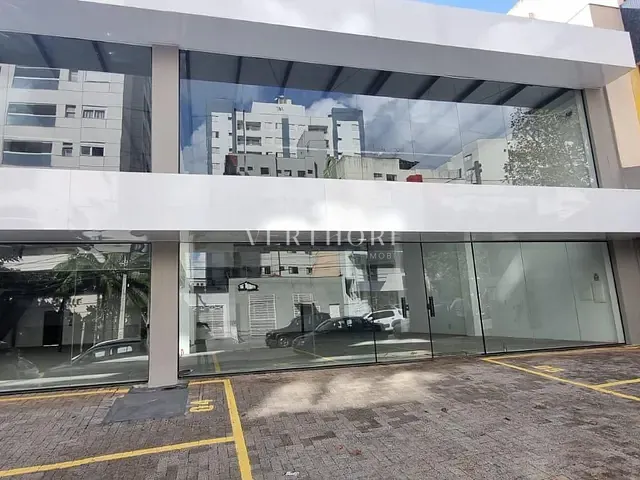 Loja com 807m², para alugar, no bairro Vila Larsen 1 em Londrina