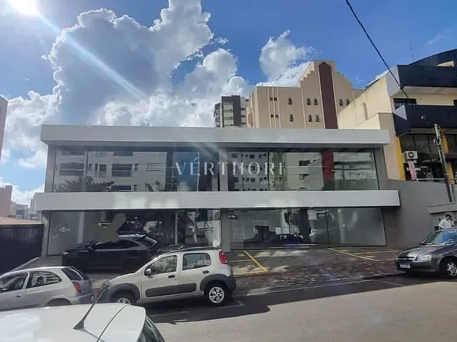 Loja com 807m², para alugar, no bairro Vila Larsen 1 em Londrina