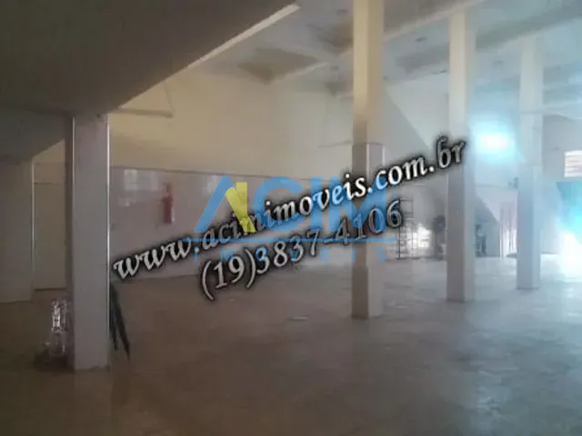 Loja com 403m², à venda, no bairro Loteamento Nardini em Amparo