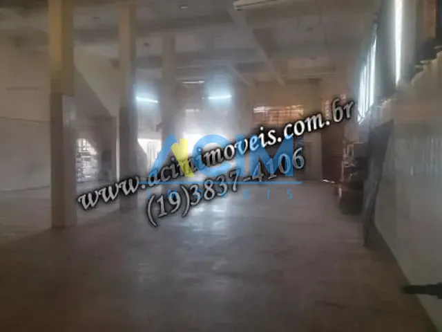 Loja com 403m², à venda, no bairro Loteamento Nardini em Amparo