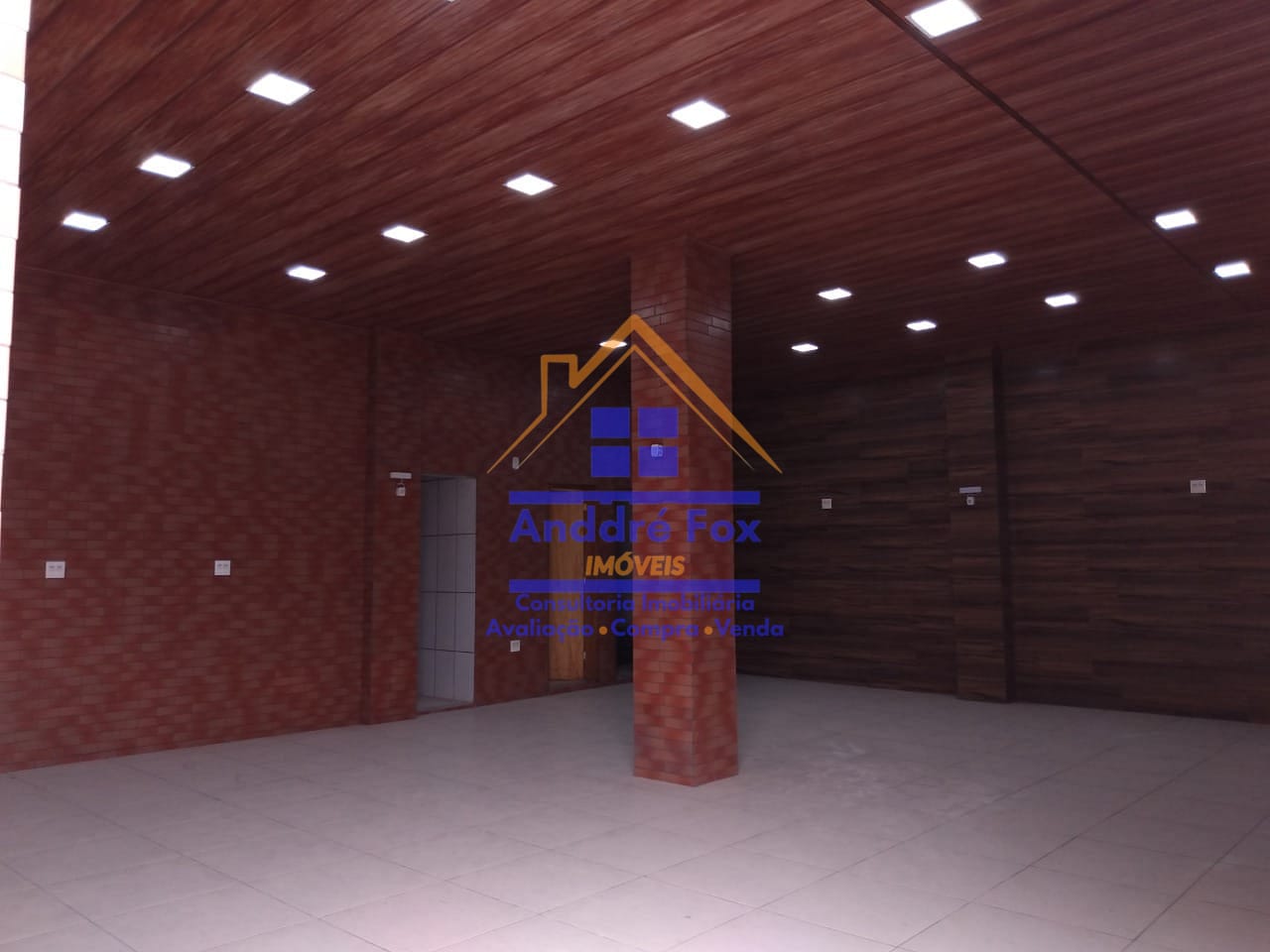 Loja-Salão, 357 m² - Foto 1