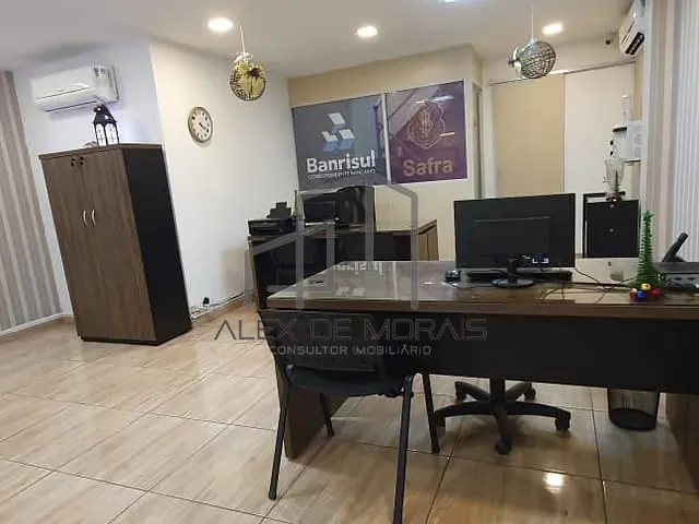 Loja com 75m², à venda, no bairro Centro em Vitória