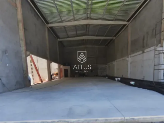 Loja para alugar, no bairro Caminho das Árvores em Salvador
