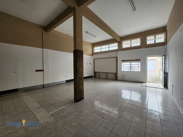Loja para alugar, no bairro Canto em Florianópolis
