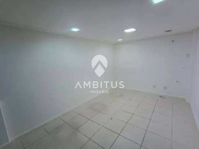 Loja com 18m², para alugar, no bairro Acupe de Brotas em Salvador