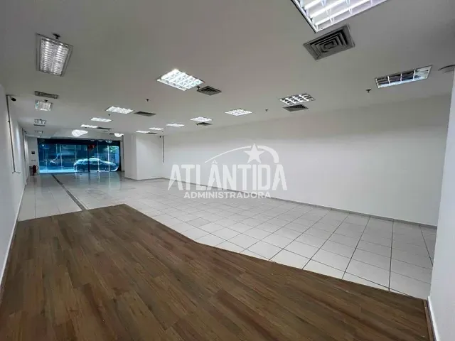 Loja com 280m², à venda, no bairro Catete em Rio de Janeiro