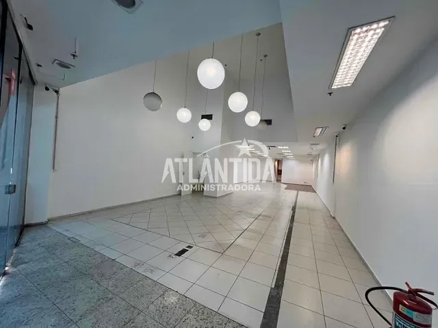 Loja com 280m², à venda, no bairro Catete em Rio de Janeiro