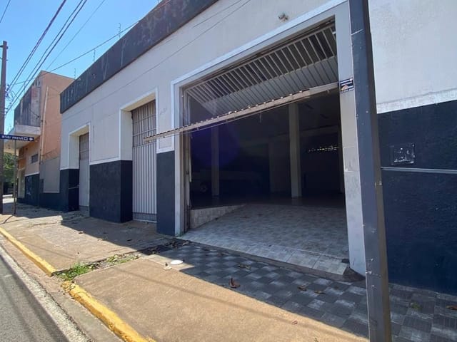 Foto do Casa - Ponto Comercial para aluguel e venda com 916 m² em Centro, Bauru - SP | HBT Imóveis