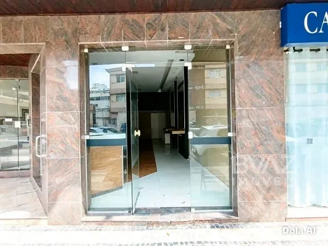 Loja com 42m², à venda, no bairro Centro em Cabo Frio